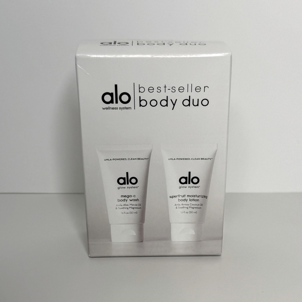 NWT ALO BODY DUO MEGA C BODY WASH & SUPERFRUIT MOISTURIZING BODY LOTION SEALED